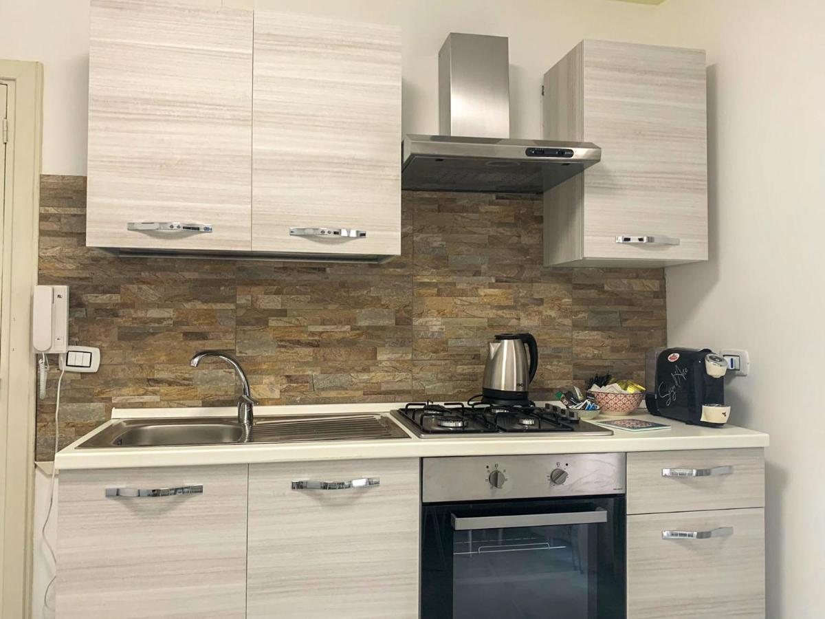 Rocksea Apartments 체팔루 외부 사진