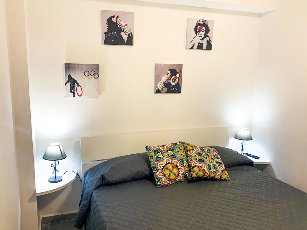 Rocksea Apartments 체팔루 외부 사진